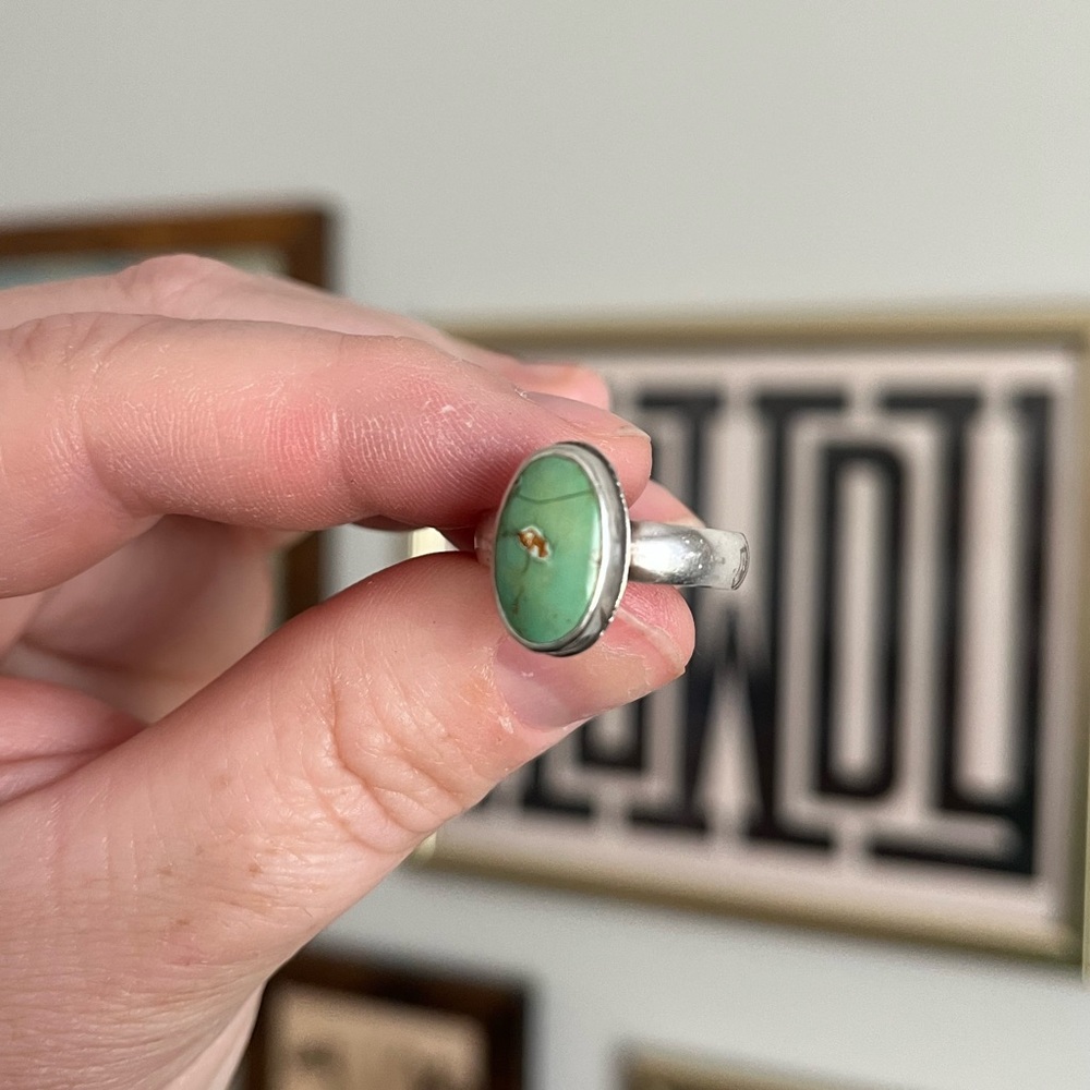 Handmade Turquoise Ring - Picture 4 of 4